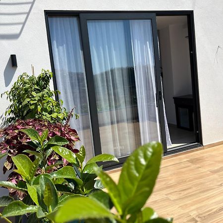Del Mare Hotel Saranda Kültér fotó