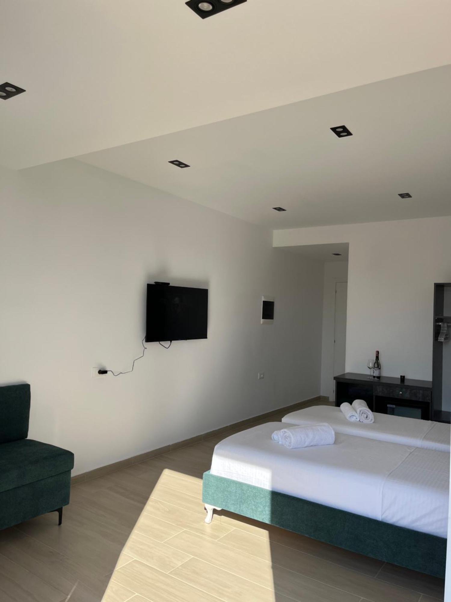 Del Mare Hotel Saranda Kültér fotó