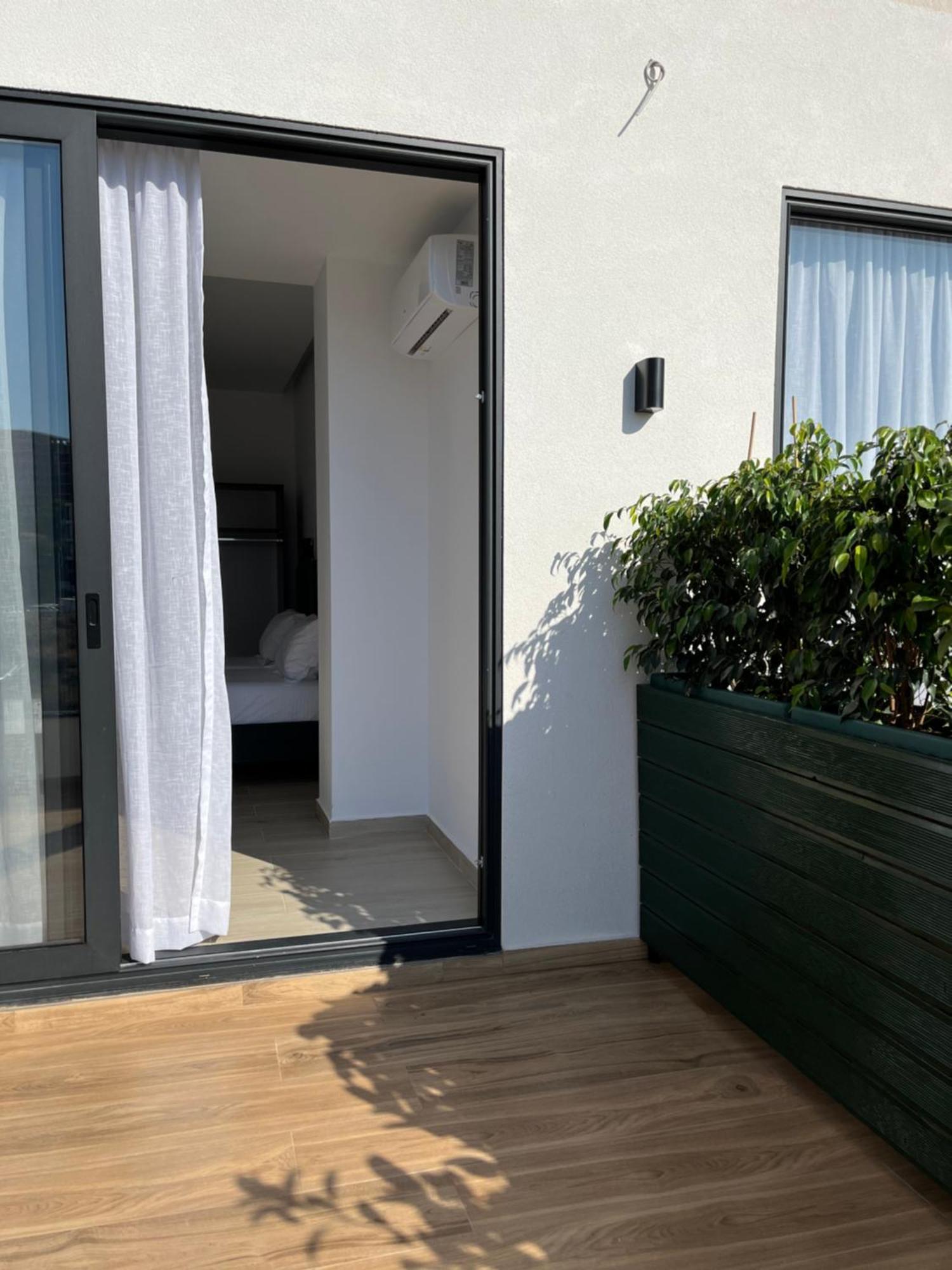 Del Mare Hotel Saranda Kültér fotó