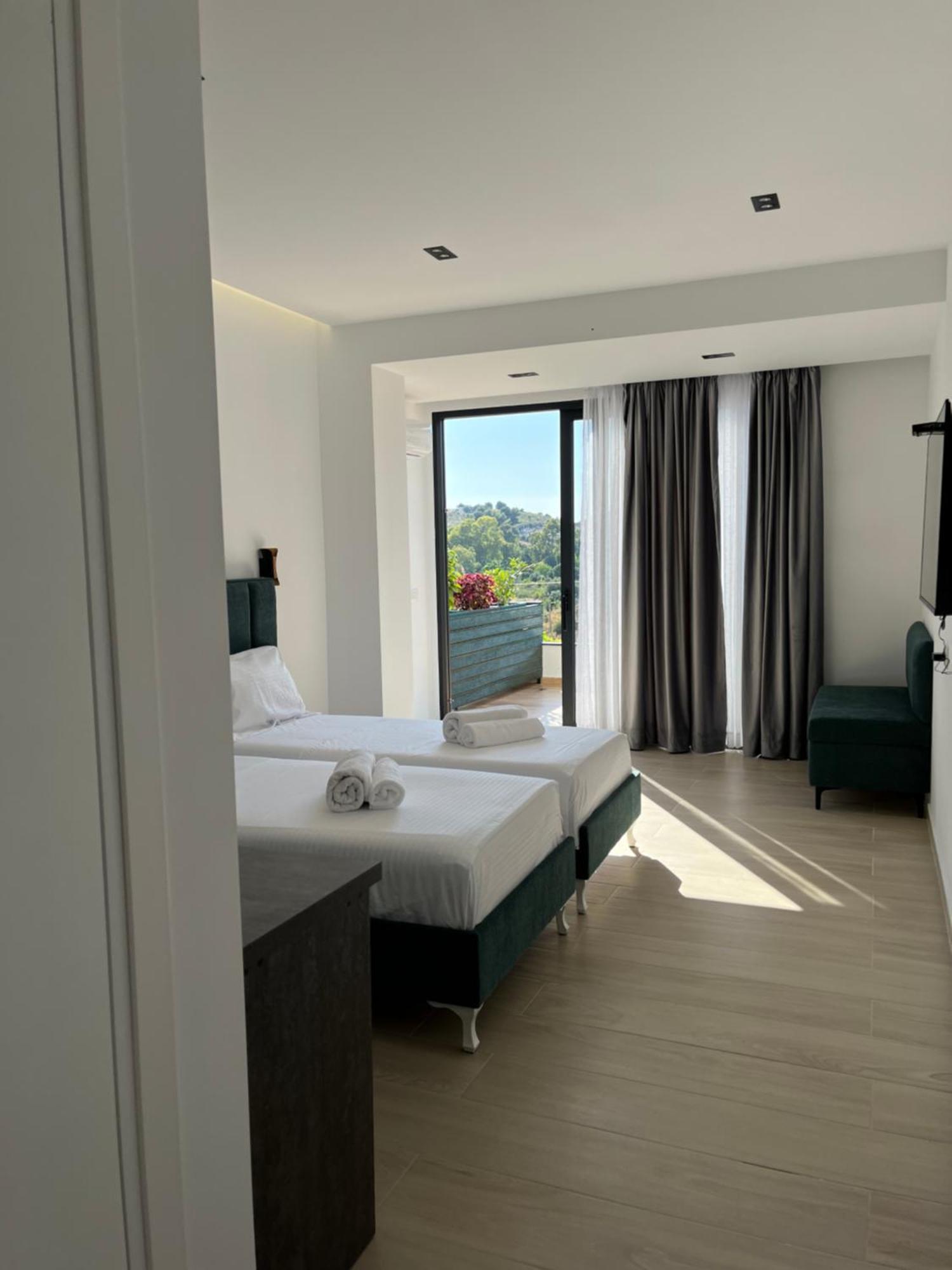 Del Mare Hotel Saranda Kültér fotó