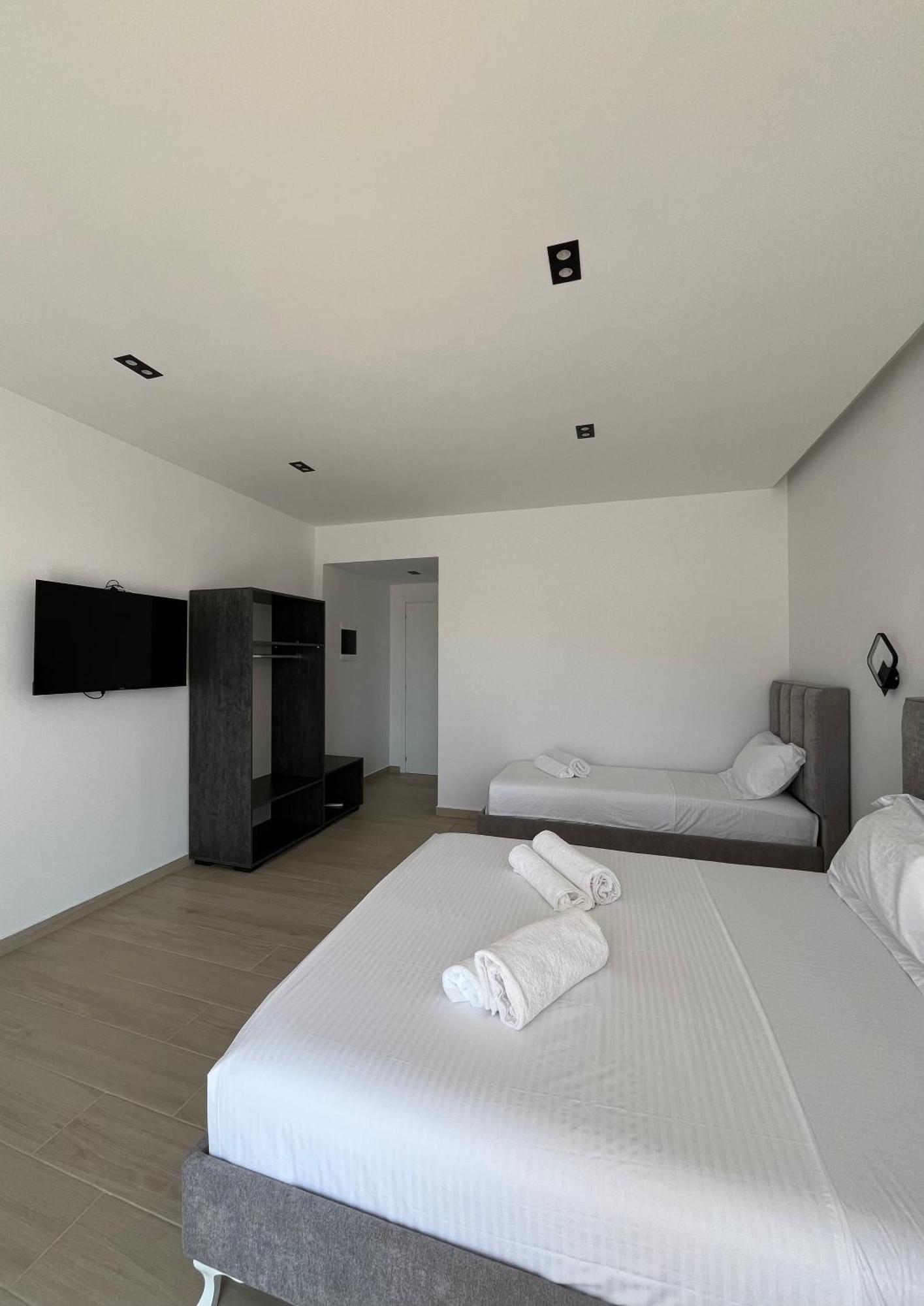 Del Mare Hotel Saranda Kültér fotó